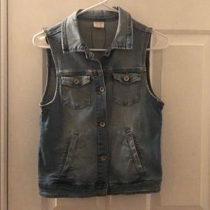 Denim sleeveless